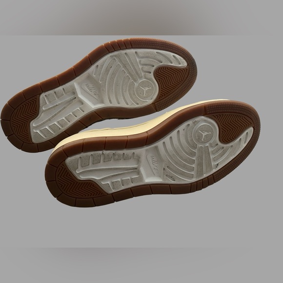 Women’s Nike Air Jordan Elevate High SE, Size 8 (Men’s 6.5), White/Brown - Picture 7 of 8